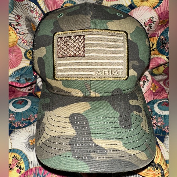 Ariat Other - Ariat Green Richardson Camo SnapBack Hat with Flag Patch